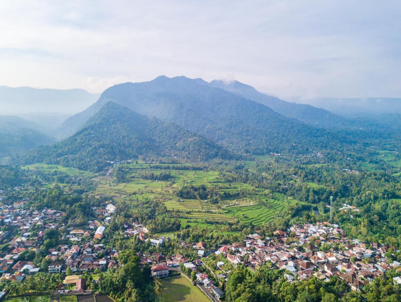 Pemandangan Desa Dihit 1