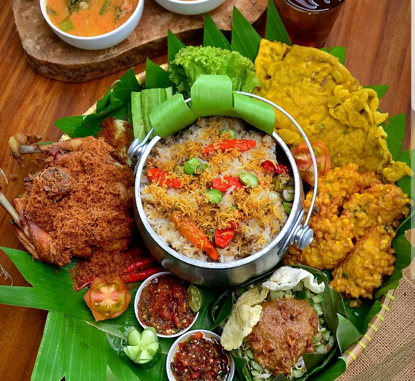 Warung Nasi Liwet Khas Dihit